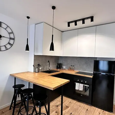 Апартаменты Industrial Heights