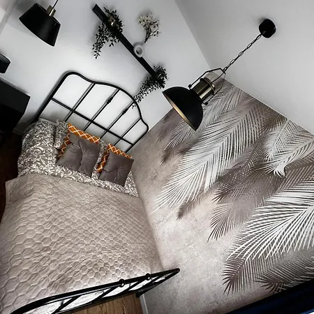 Апартаменты Industrial Heights