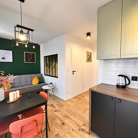 Апартаменты Industrial Heights