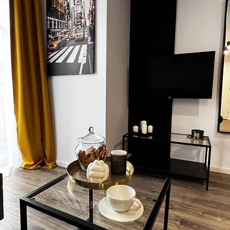 Апартаменты Industrial Heights