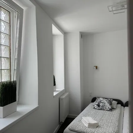 Industrial Heights Apartment *