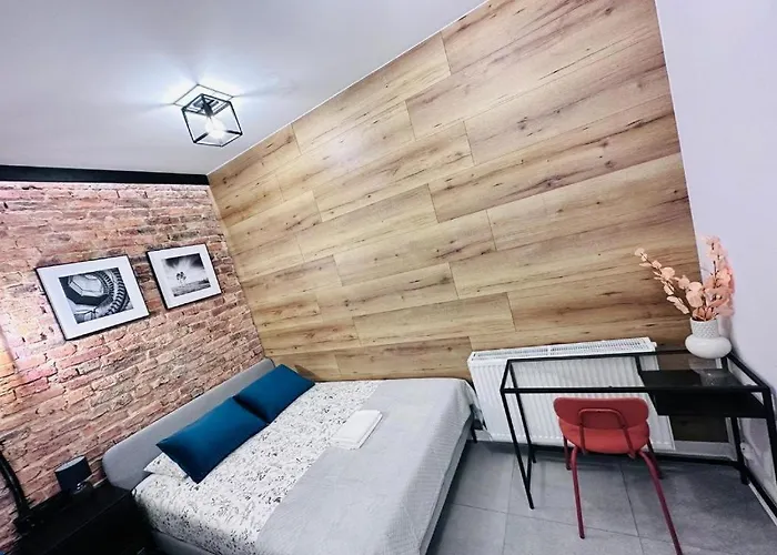 דירה Industrial Heights *